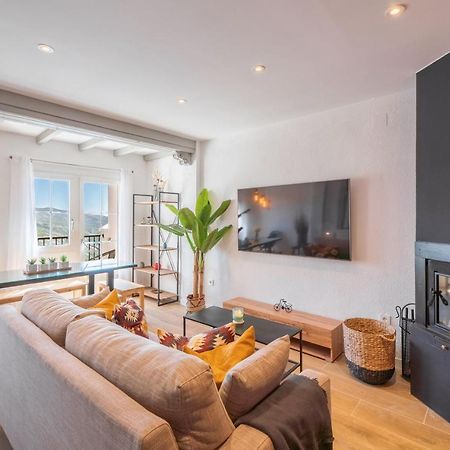 Beautifully Renovated 4 Bedroom Apt + Kid'S Room Sierra Nevada Esterno foto