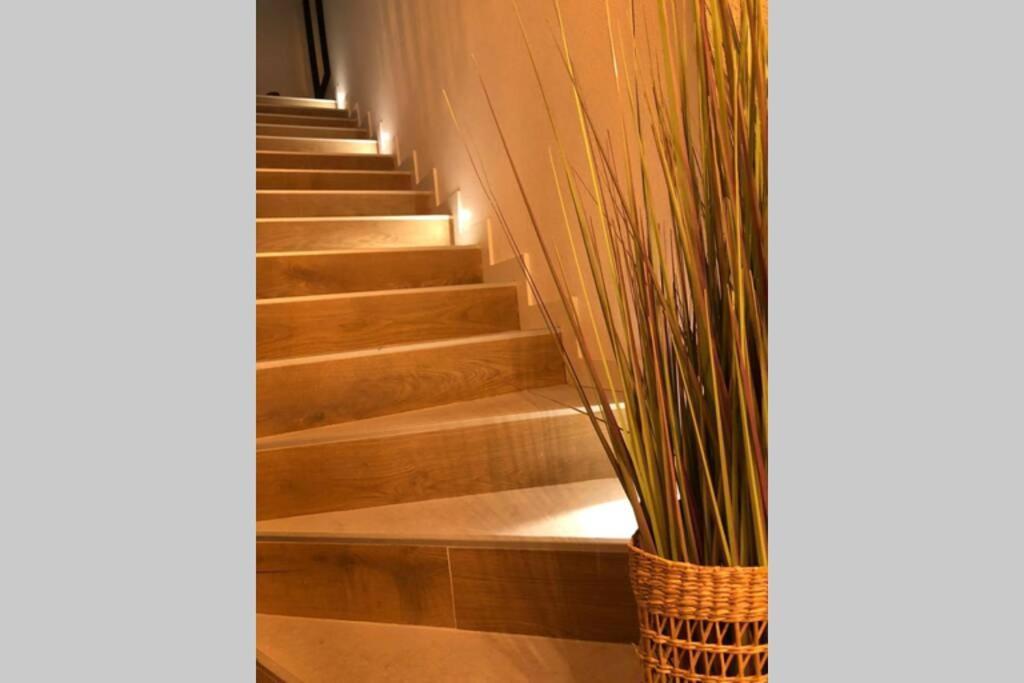 Beautifully Renovated 4 Bedroom Apt + Kid'S Room Sierra Nevada Esterno foto