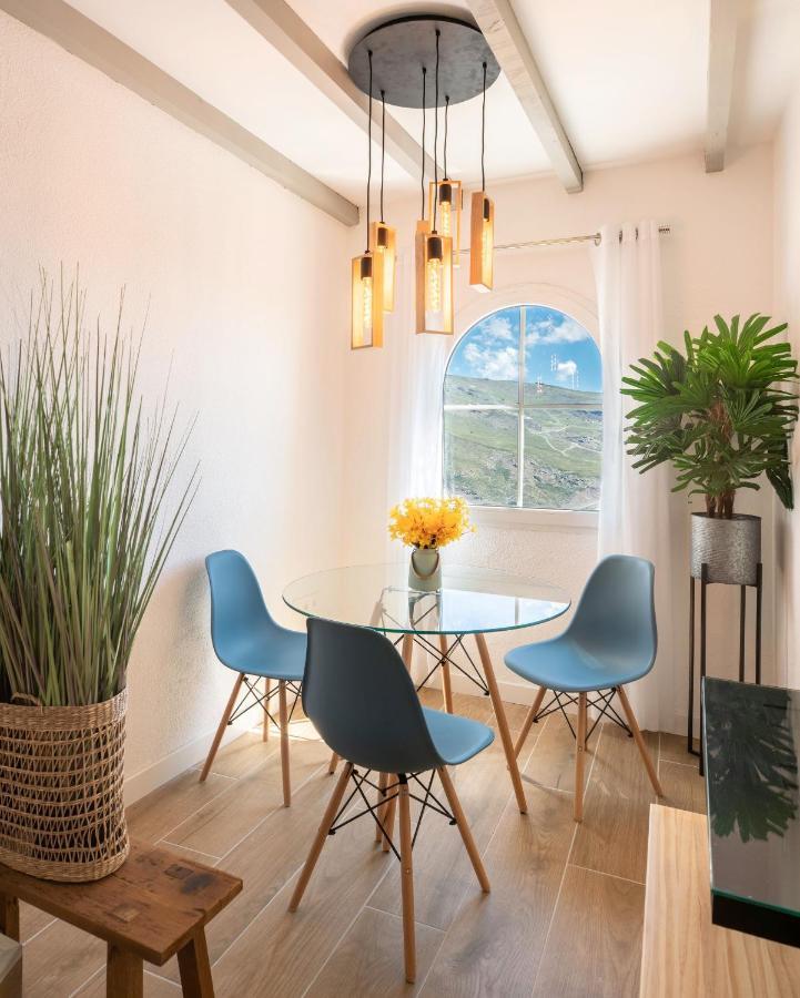 Beautifully Renovated 4 Bedroom Apt + Kid'S Room Sierra Nevada Esterno foto