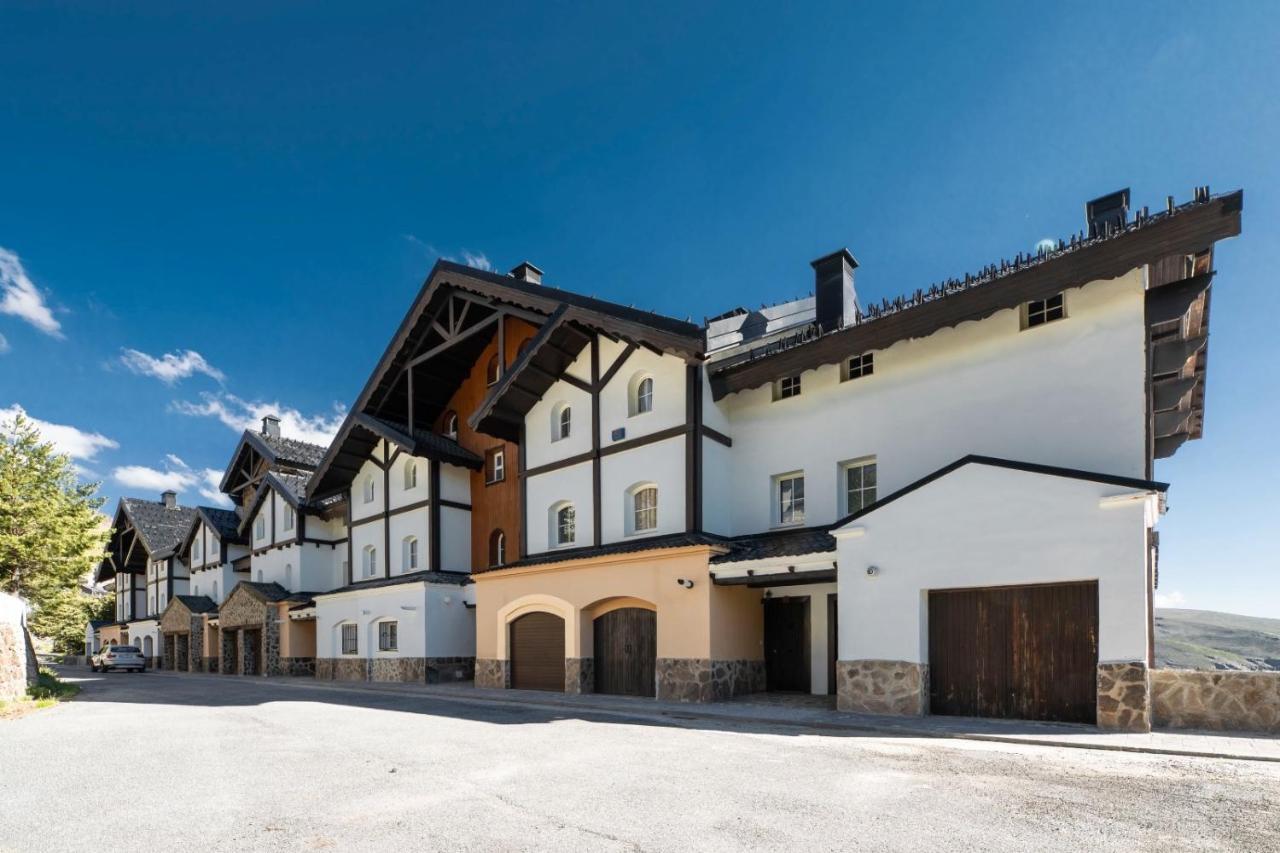 Beautifully Renovated 4 Bedroom Apt + Kid'S Room Sierra Nevada Esterno foto